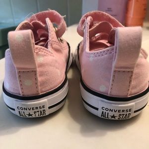 Baby converse ! Size 6